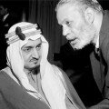 Zafrullah Khan bersama Raja Saudi Arabia Faisal