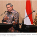 Presiden SBY dan presiden terpilih Joko Widodo memberikan keterangan pers bersama, seusai pertemuan empat mata, di Laguna Resort and Spa, Nusa Dua, Bali, Rabu (27/8) malam